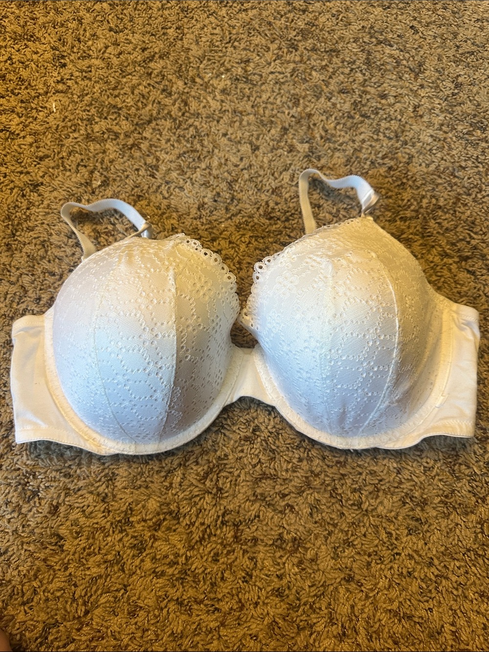 Victoria's Secret White Lace-Trim Padded Underwire Bra
